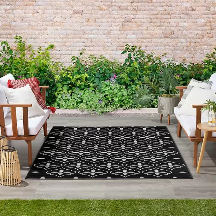 Black & Ivory Quatrefoil Indoor/Outdoor Rug, 4x6>Kirklands Home Clearance