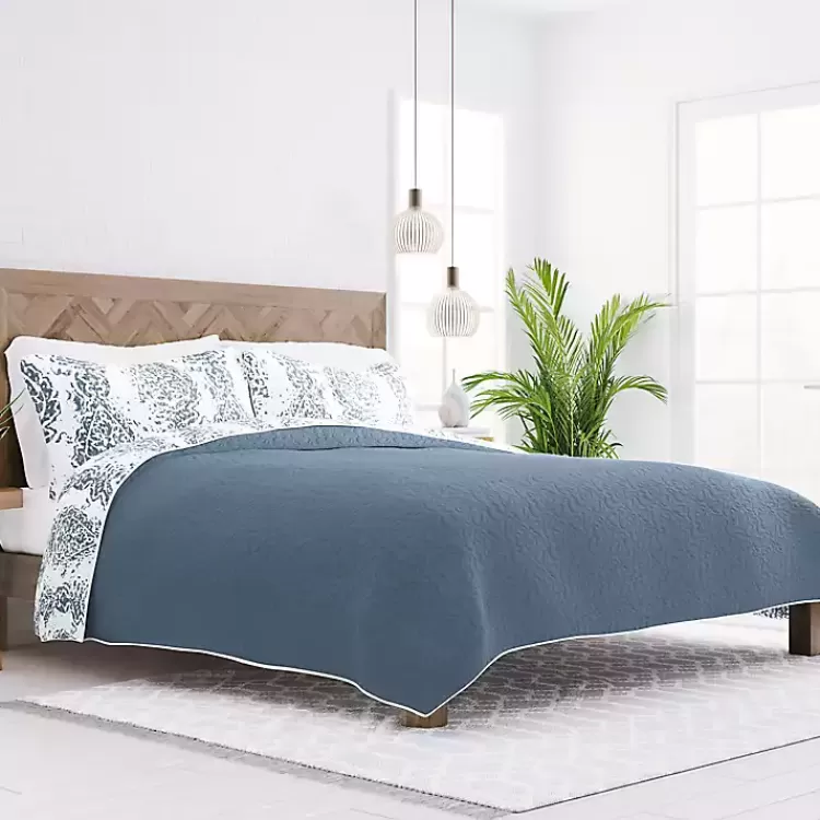 Blue Damask Reversible 3-pc. King Quilt Set>Kirklands Home Online