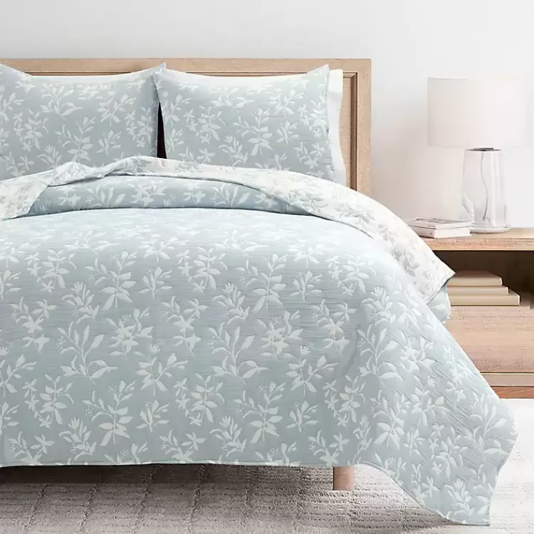 Blue Floral Reversible 3-pc. King Quilt Set>Kirklands Home Sale
