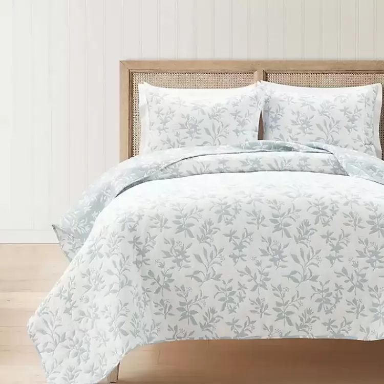 blue_floral_reversible_pc_king_quilt_set_2.webp Blue Floral Reversible 3-pc. King Quilt Set>Kirklands Home Sale