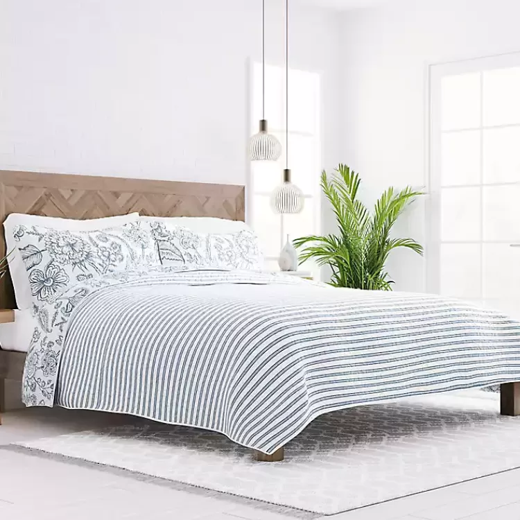 Blue Jacobean Reversible 3-pc. Queen Quilt Set>Kirklands Home Shop