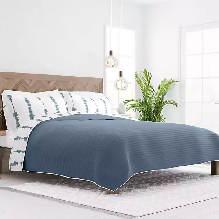 Blue Shibori Reversible 3-pc. Queen Quilt Set>Kirklands Home Clearance