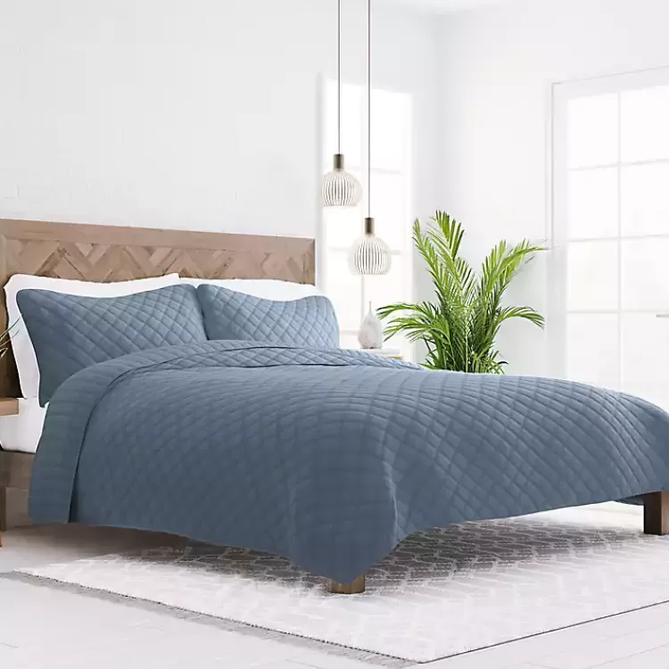 Stitched Diamond 3-pc. Queen Quilt Set>Kirklands Home Fashion