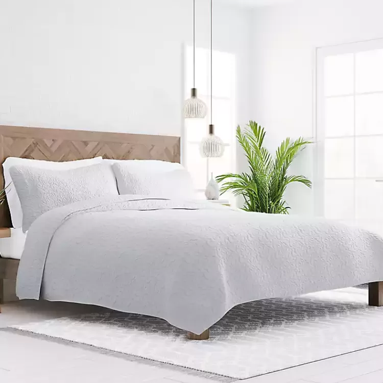 Floral Stitch 3-pc. King Quilt Set>Kirklands Home Hot