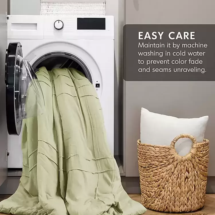 green_porter_pc_king_comforter_set_5.webp Porter 3-pc. King Comforter Set>Kirklands Home Discount