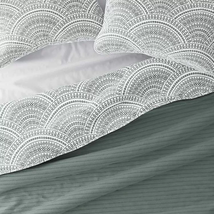 green_scalloped_reversible_pc_queen_quilt_set_5.webp Green Scalloped Reversible 3-pc. Queen Quilt Set>Kirklands Home Shop