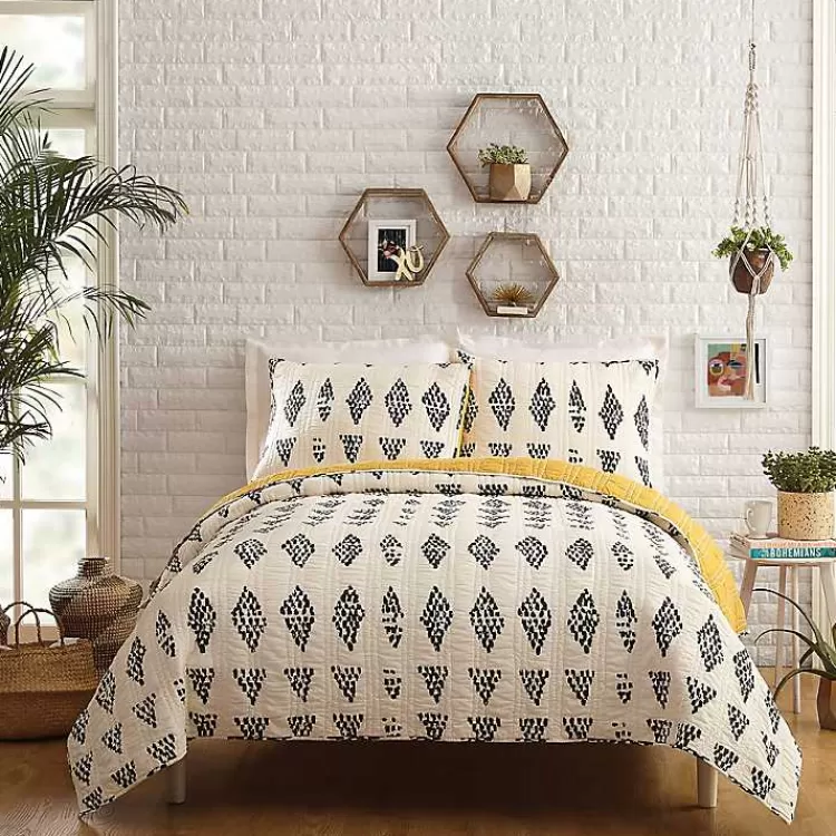 Justina Blakeney Beaded 3-pc. King Quilt Set>Kirklands Home Hot