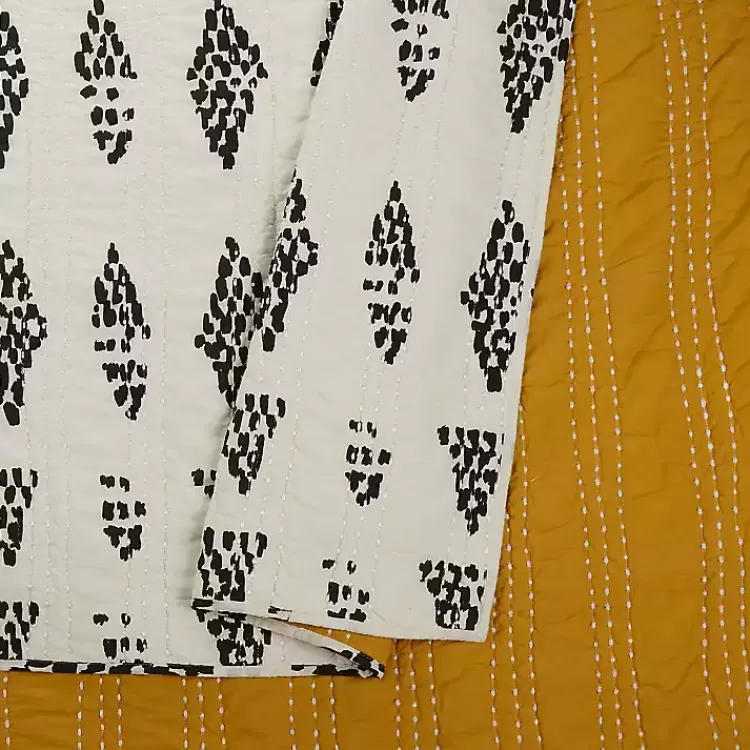 justina_blakeney_beaded_pc_king_quilt_set_3.webp Justina Blakeney Beaded 3-pc. King Quilt Set>Kirklands Home Hot