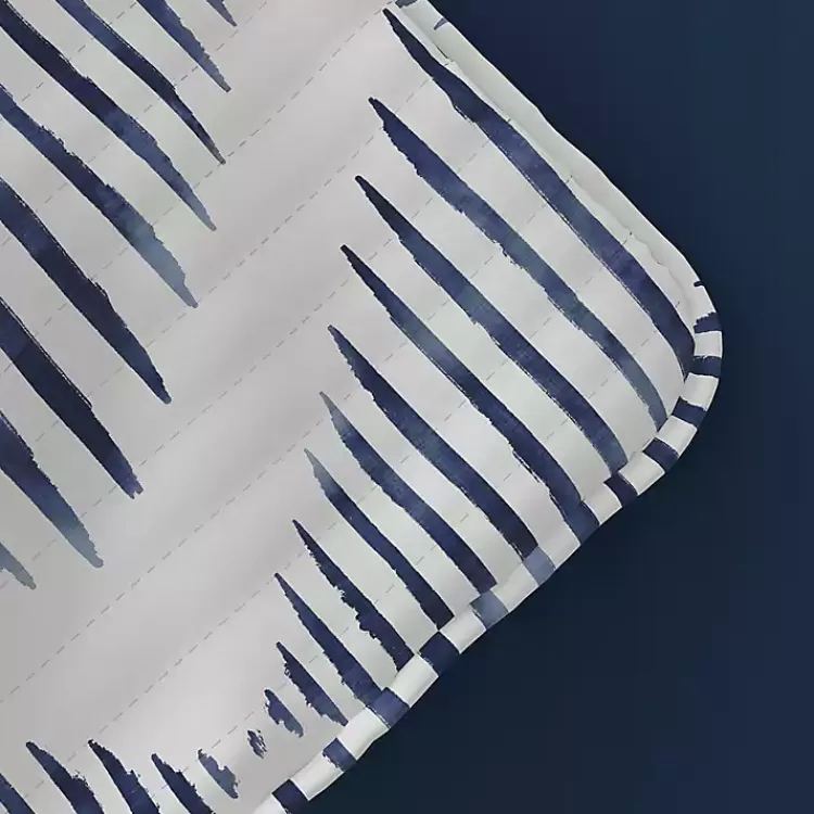 navy_diamond_line_reversible_pc_queen_quilt_set_3.webp Navy Diamond Line Reversible 3-pc. Queen Quilt Set>Kirklands Home Flash Sale
