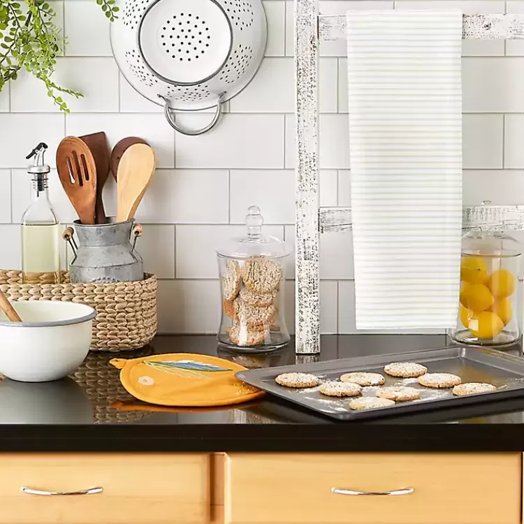 orange_pc_kitchen_towel_and_pot_holder_set_6.webp Orange 2-pc. Kitchen Towel and Pot Holder Set>Kirklands Home Outlet