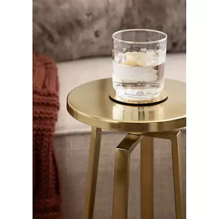 round_zia_gold_metal_accent_table_7.webp Round Zia Metal Accent Table>Kirklands Home Hot