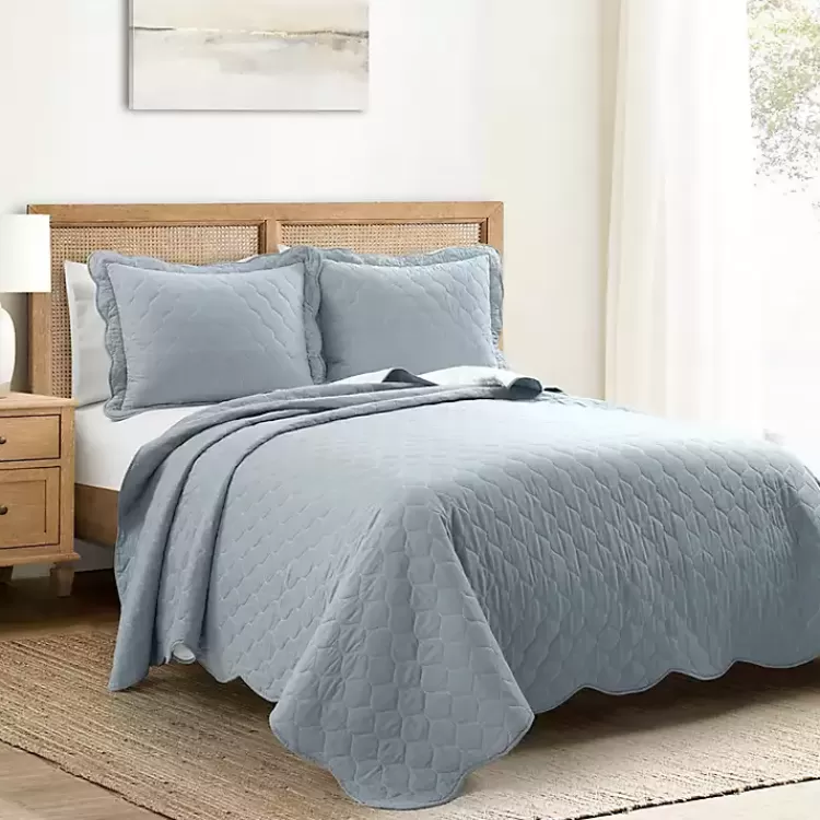 White and Blue Scallop 3-pc. King Quilt Set>Kirklands Home Clearance