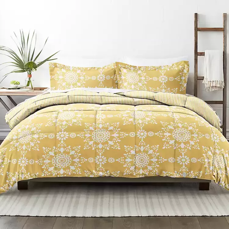 Daisy Medallion Queen 3-pc. Comforter Set>Kirklands Home Best Sale